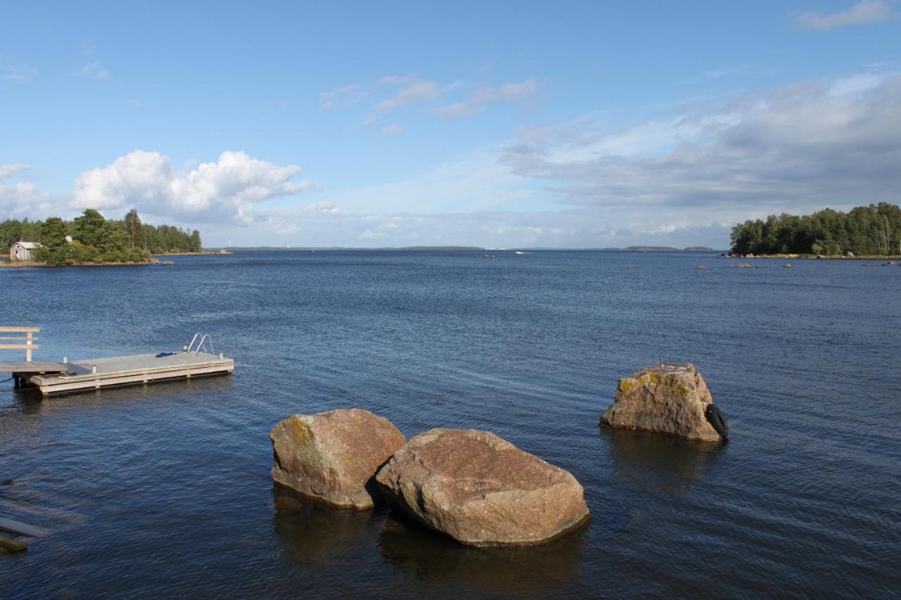 Rantakari Cottage Kotka Exterior photo