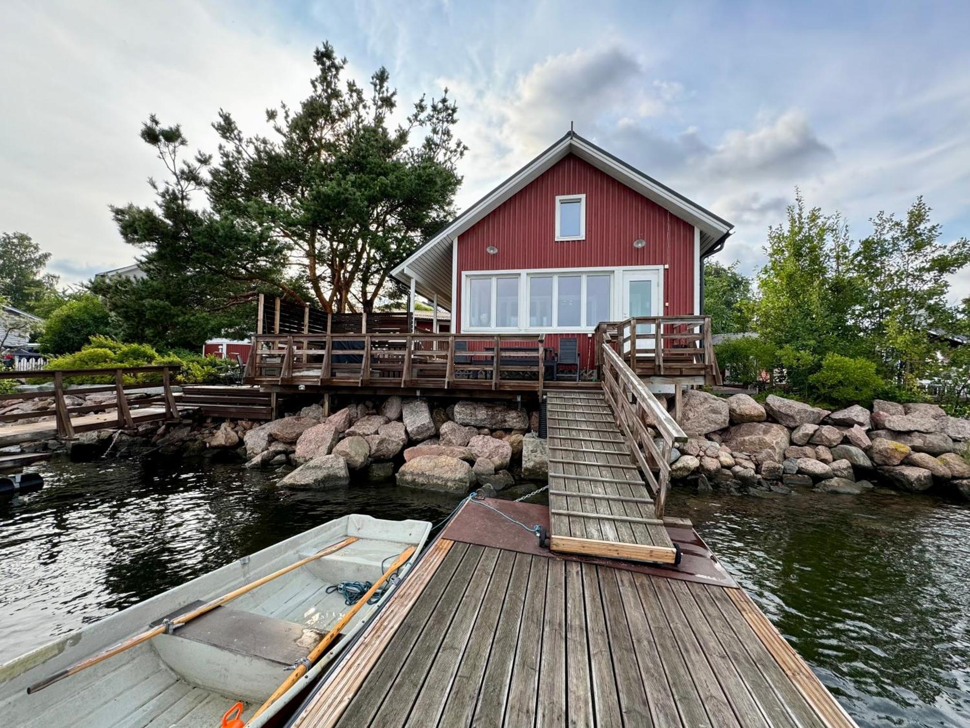 Rantakari Cottage Kotka Exterior photo