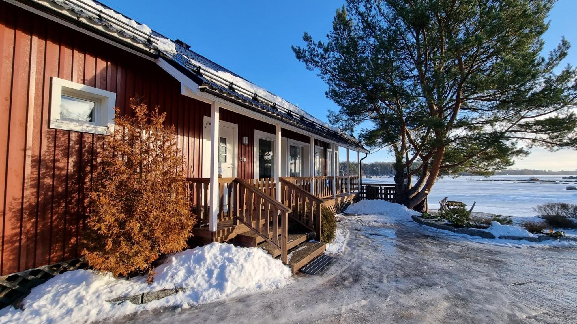 Rantakari Cottage Kotka Exterior photo